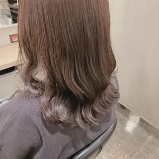 セミロング カラー パーマ 落合 美穂のヘアスタイル