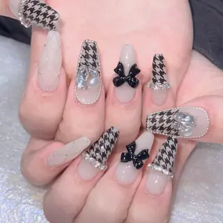 ネイル 🎀erika 長さだし💗モチ最高のネイルデザイン