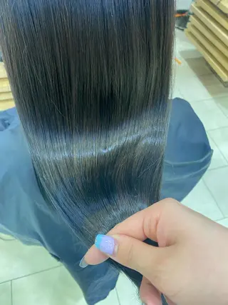 ロング カラー ヘアアレンジ Lim五反田所属・TSUNA 🌙 Lim 五反田のマツエク・マツパデザイン
