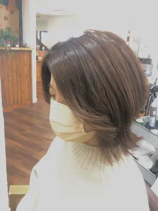 ミディアム 正田 美帆のヘアスタイル