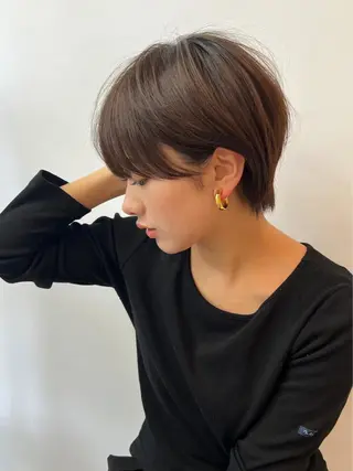 ショート mee.浦和店所属・浦和指名率No.1 ショート特化美容師のヘアスタイル