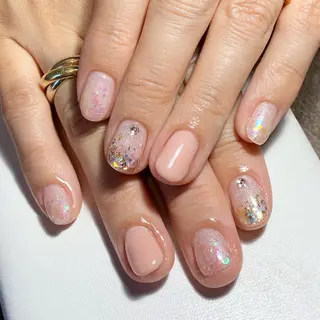 ネイル Flore (フロール)の眉毛・アイブロウイメージ