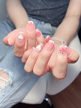 ネイル M🌷nail 長さだし専門店のネイルデザイン