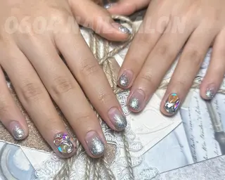 ネイル ishiro 🍂のネイルデザイン