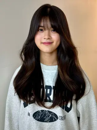 ロング ハイトーン/レイヤー nail 百咲💌のヘアスタイル