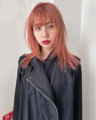 ミディアム カラー Loom.所属・村上雅人 ナチュラルモードのヘアスタイル