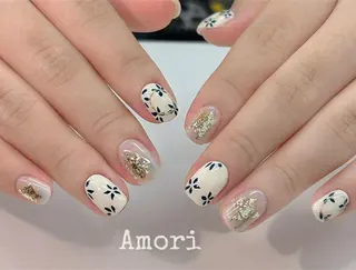 ネイル 佐藤 しおんのネイルデザイン