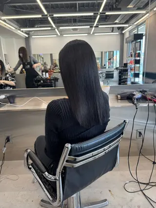 セミロング カラー LIT.所属・レイヤーカット🎀 モデル施術◎吉村麻佳のヘアスタイル