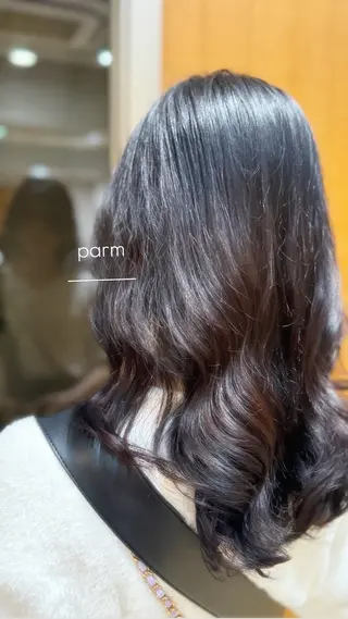 パーマ 🌱艶髪ストレート✨ 🦖せりか🦖のヘアスタイル