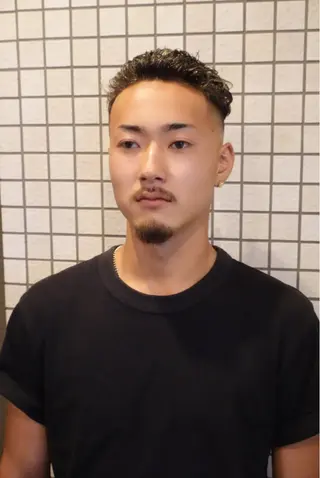 パーマ メンズ leo/ロング／ レイヤーカット⛈️のヘアスタイル