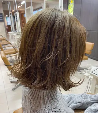 ミディアム カラー 🕶️佐藤 海李🐏のヘアスタイル