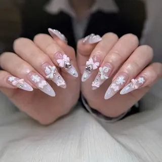 ネイル Michi_Nails_Salon所属・Michi Nail Staffのネイルデザイン