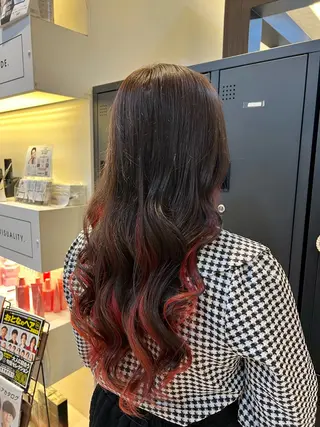ロング カラー 🥀ダブルカラー/ 艶カラー🥀ユイキのヘアスタイル