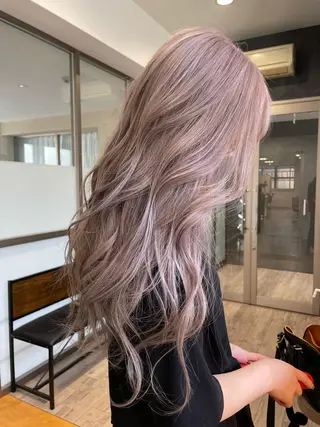 ロング カラー ~tie.hair salon所属・Ryoka🌼倉敷/ ハイトーン/レイヤーのヘアスタイル