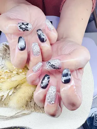 ネイル AngelChris ビューティーサロンのネイルデザイン