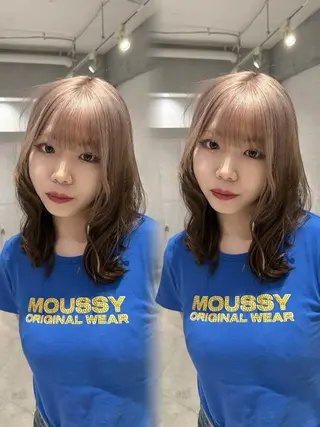 ミディアム あんな🦋レイヤー カット/透明感カラーのヘアスタイル