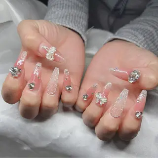 ネイル Lee Nailsのネイルデザイン