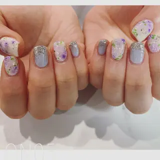 ネイル 園 寛子 （ネイリスト）のネイルデザイン