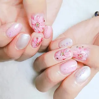 ネイル 柴崎 美幸のネイルデザイン