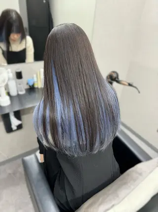 ロング カラー SLASH所属・Okayu .のヘアスタイル