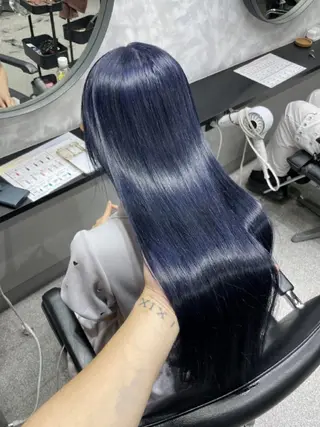 ロング キリカ新宿所属・ブリーチ/ エクステ/レイヤーのヘアスタイル