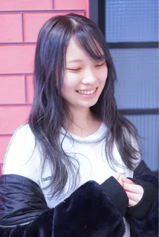 ロング カラー デザインカラー髪質 改善Lilithのその他イメージ