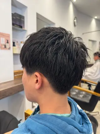 ショート オオミネ タクミのヘアスタイル