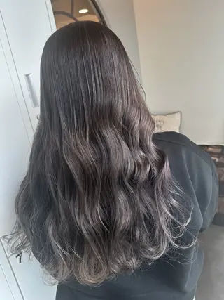 ロング 峯 志帆のヘアスタイル