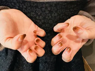 ネイル スパイラル牛川通店所属・花木 ひかりのネイルデザイン