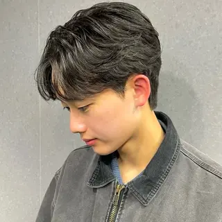 ショート メンズ マエダルイ🌐 レイヤースタイルのヘアスタイル