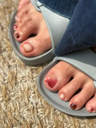 ネイル 🌲🌳🚪iiit o🌲🌳🌲のネイルデザイン