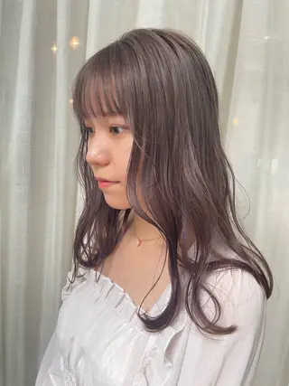 セミロング カラー fio マナミのヘアスタイル