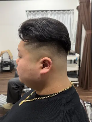 ショート 上村 剛志のヘアスタイル