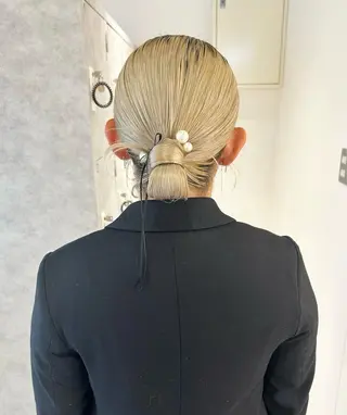 ヘアアレンジ Nana/透けカラー ×似合わせカットのヘアスタイル