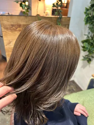 ミディアム カラー 艶髪/レイヤー 🦋MIYUUのヘアスタイル