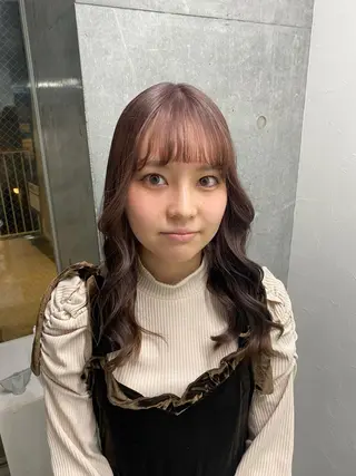 セミロング カラー 韓国ヘア特化💍 tiam💍ブリーチのヘアスタイル