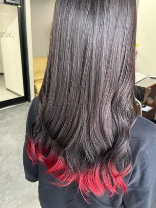 カラー Milk Tea YUNAのヘアスタイル