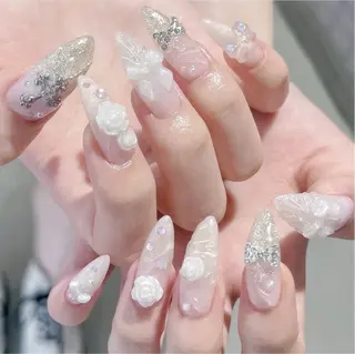 ネイル Hina 池袋 長だしチップ専門店のネイルデザイン