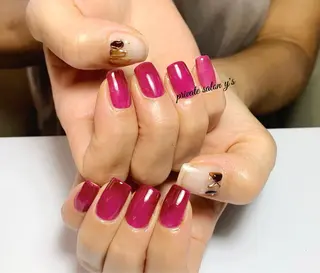 ネイル y' sのネイルデザイン