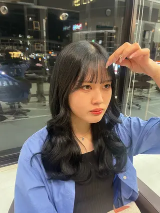 ロング カラー ヘアーメイクWILL 西宮店所属・WILL西宮 藤原 佳奈/髪質改善/艶髪のヘアスタイル