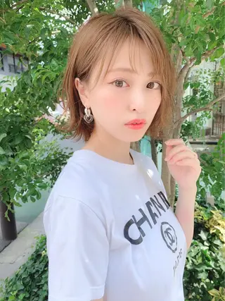 ショート カラー ヘアアレンジ 外苑前NO.1艶髪 透明感カラーのヘアスタイル