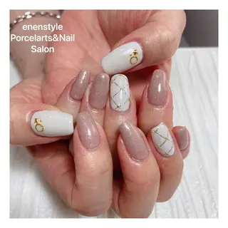 ミディアム ネイル 👑enen style👑のネイルデザイン