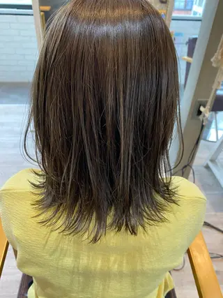 ミディアム カラー AUBE hair ales福岡平尾店所属・塚本 昂のヘアスタイル