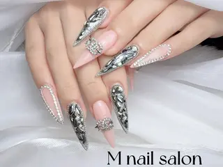 ネイル M🌷nail 長さだし専門店のネイルデザイン