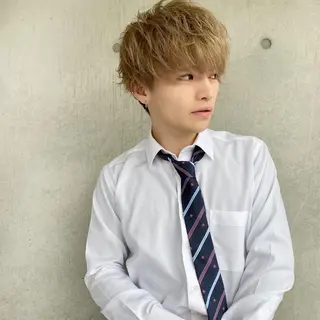 ショート カラー メンズ 🦋ハイトーンボブ ショート🦋トシキのヘアスタイル