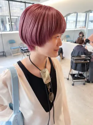 ショート カラー ヘアアレンジ ミニボブ/ブリーチ 🌈MISATOのヘアスタイル