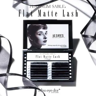 マツエク・マツパ MACALENA所属・MACALENA 〈マカレーナ〉のマツエク・マツパデザイン