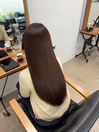 ロング ひろし/髪質改善/ 縮毛矯正/透明感✨のヘアスタイル