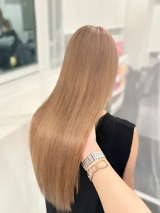 ロング カラー GaKu/ハイトーン /ブリーチ/レイヤーのヘアスタイル