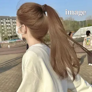 ロング カラー 🫧うる艶トレンド 🫧透明感カラーのヘアスタイル